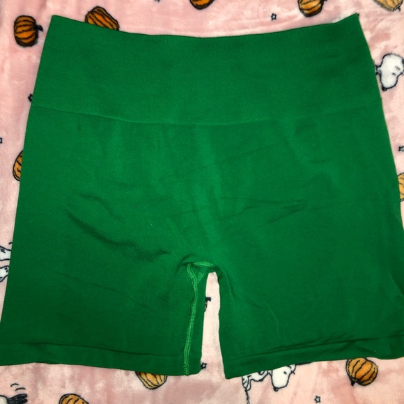 Alphalete Amplify Short Bundle (4) XL - Picture 5 of 10